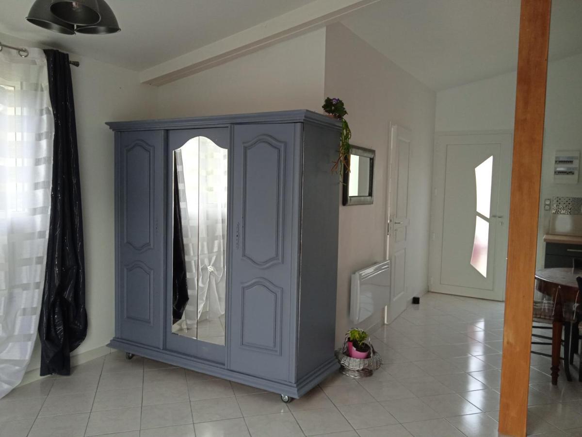 ברגרק Chaleureux Studio A Pombonne מראה חיצוני תמונה